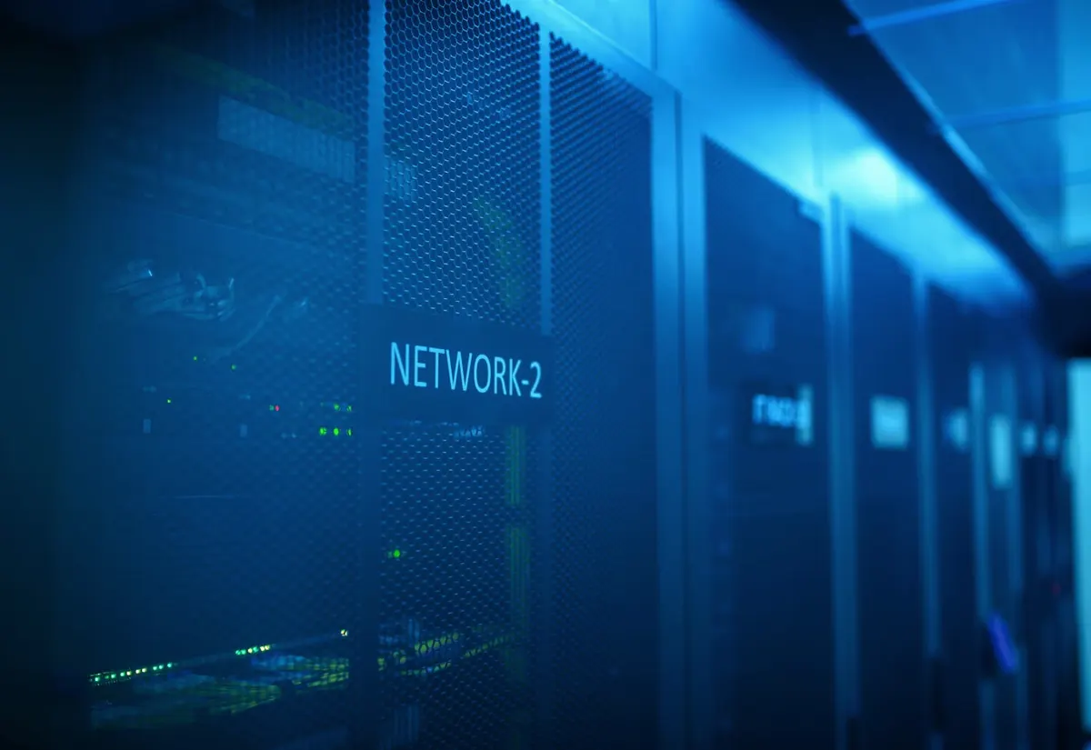 Kurumsal network ve server altyapısı
